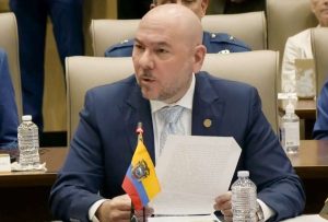 El ministro de Defensa, Gian Carlo Loffredo, se refirió a la importancia de la Ley Antimafias y golpear las economías criminales. 