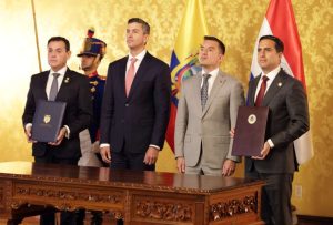 El presidente Daniel Noboa recibió a su homólogo paraguayo, Santiago Peña. Durante la visita tuvieron reuniones de alto nivel donde hablaron de cooperación en materia de seguridad, comercio y demás.