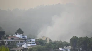 Nueva ola de calor en España a partir del miércoles elevará riesgo de incendio a niveles extremos